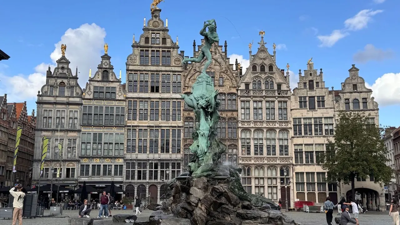 Grote Markt and the Brabo Fountain, Antwerp
