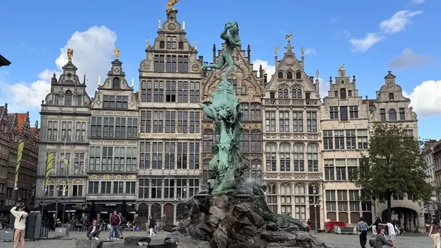 Grote Markt and the Brabo Fountain, Antwerp