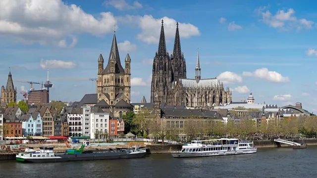 The cathedral and Great St. Martin on the Rhine, Cologne