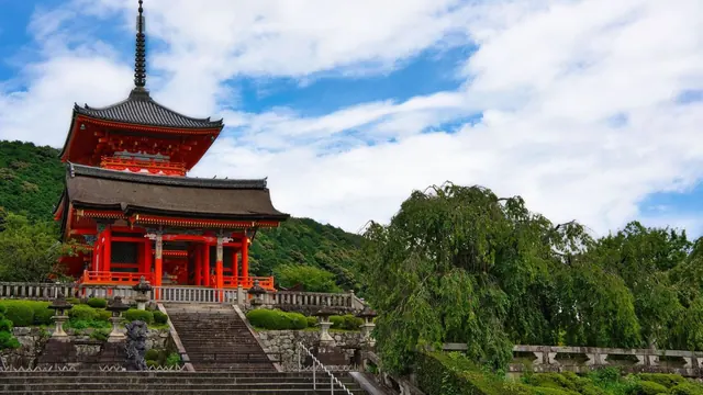 The pagoda at Kiyomizu-dera, Kyoto