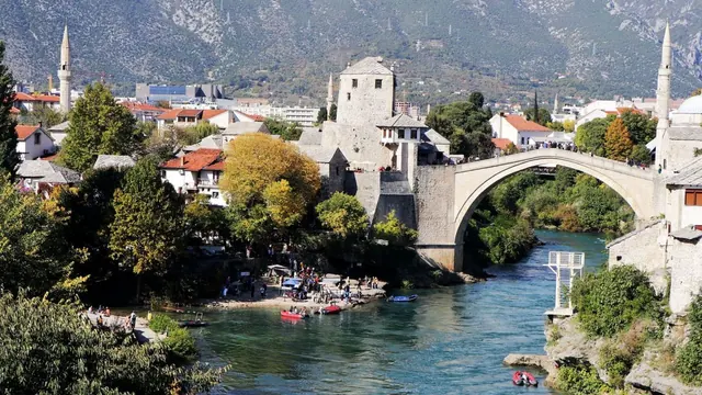 Stari Most and the old town, Mostar
