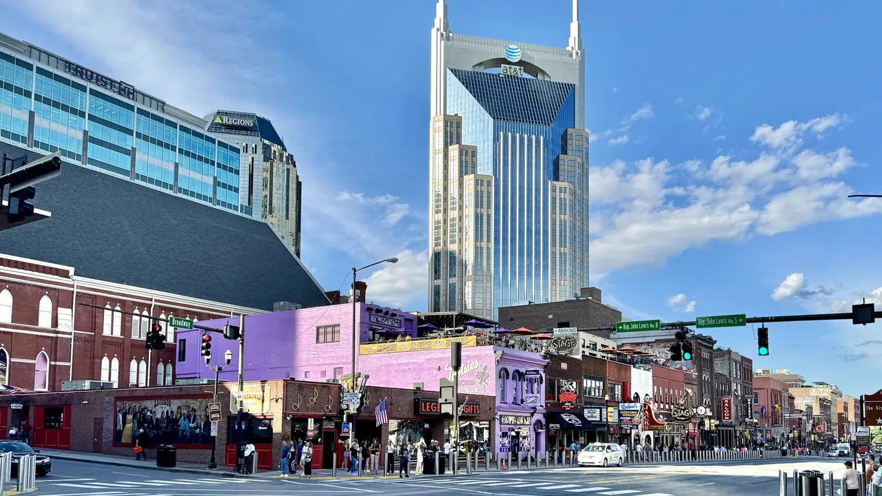 Lower Broadway and its honky-tonks, Nashville