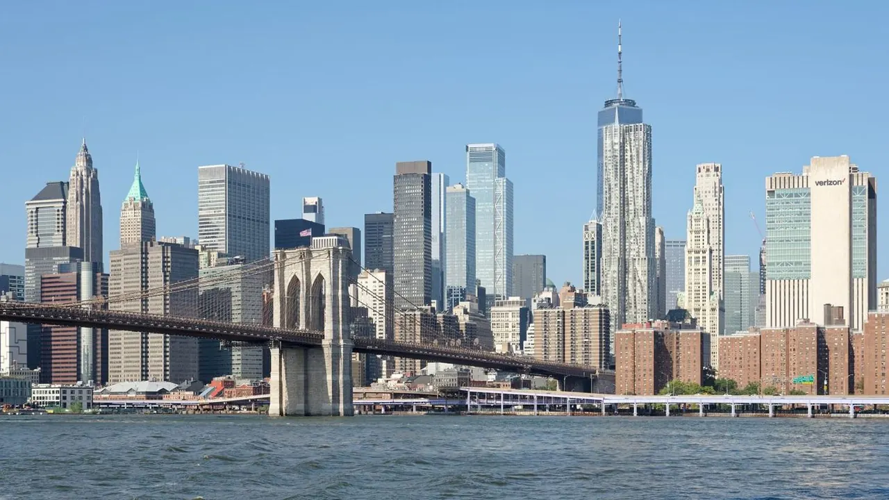 Brooklyn Bridge and Lower Manhattan, New York