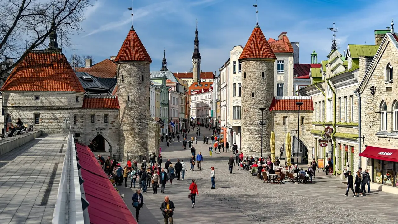 The Viru Gate, Tallinn