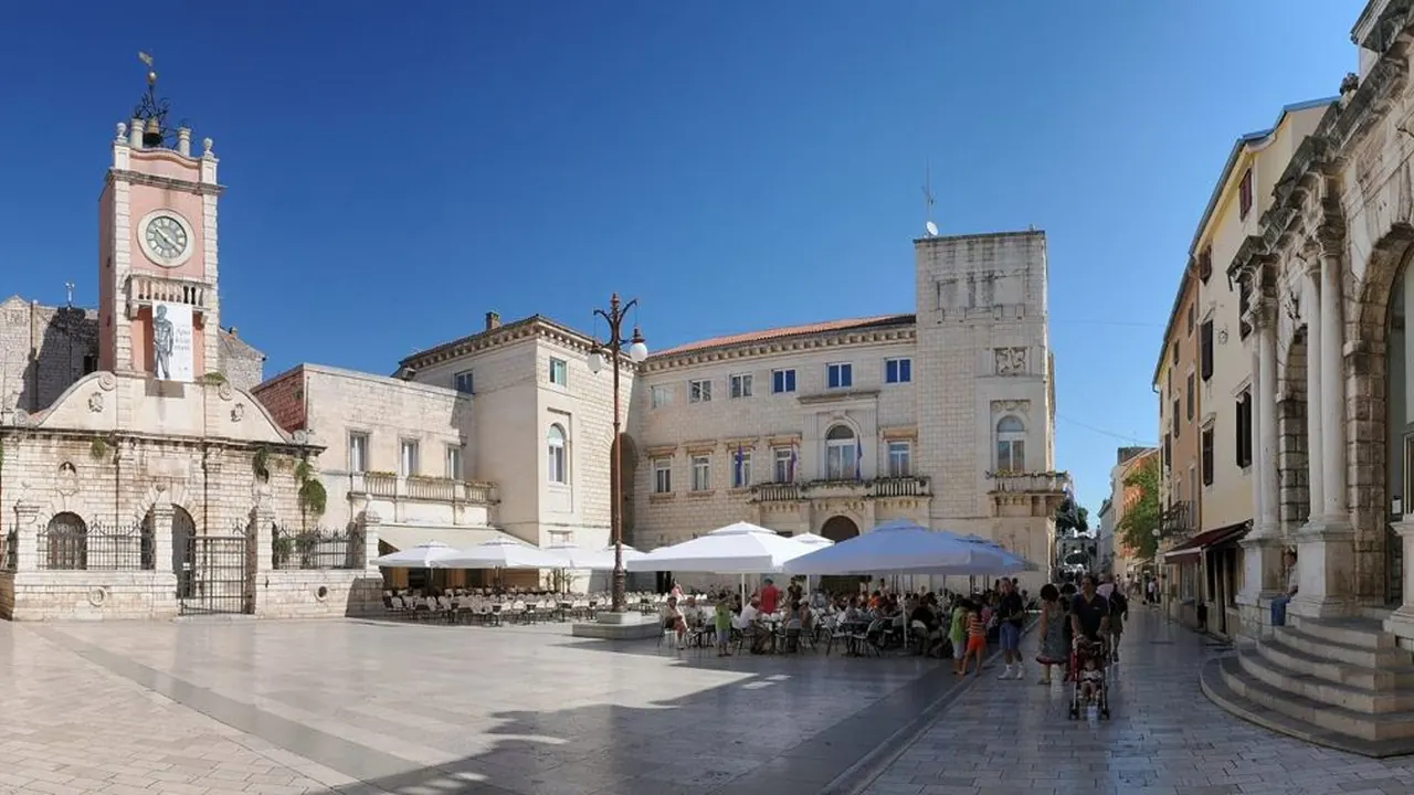 People's Square (Narodni trg), Zadar
